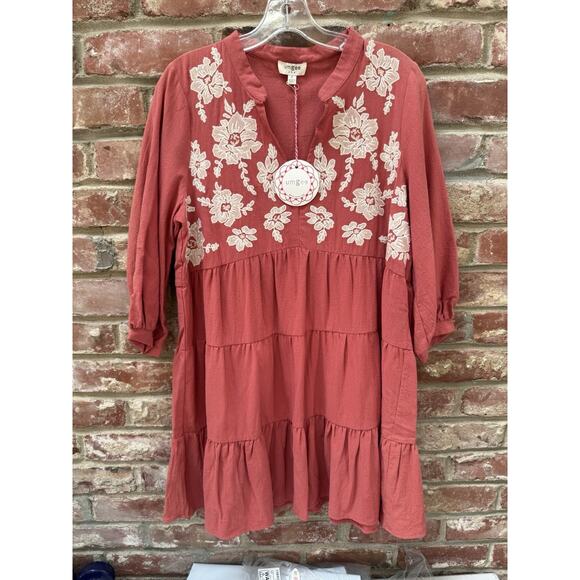 NWT Umgee Coral Tiered Boho Dress White Floral Embroidery Size Small - Picture 7 of 7
